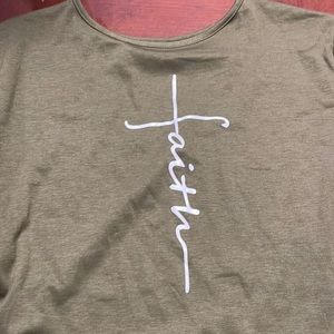 ❤️ Pick 3/30 Long sleeve Green Faith dress so so cute